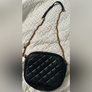 Elegant Black Quilted Shoulder Bag forever 21